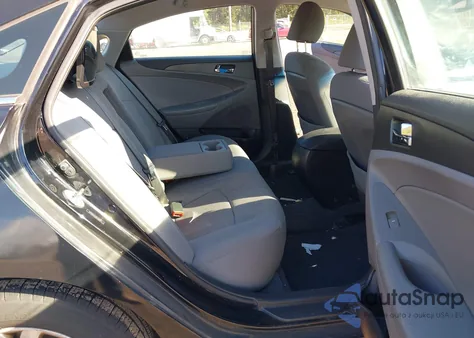 2013 Hyundai Sonata Gls z USA, uszkodzony, nr VIN 5NPEB4AC2DH508317